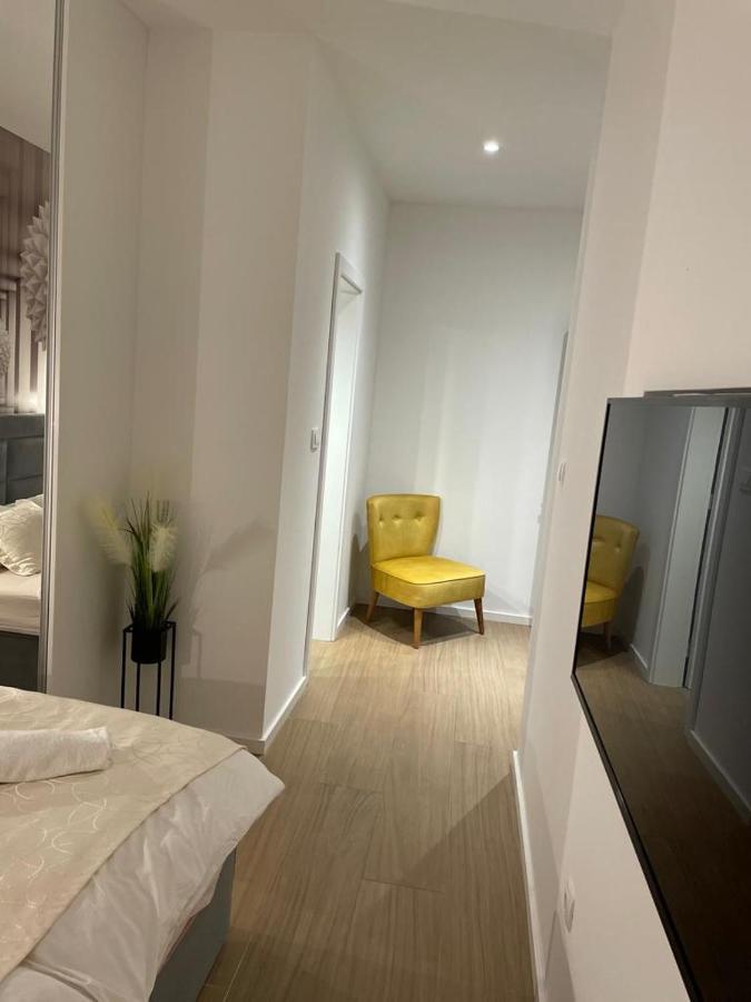 Holiday Apartments & Rooms Split Bagian luar foto