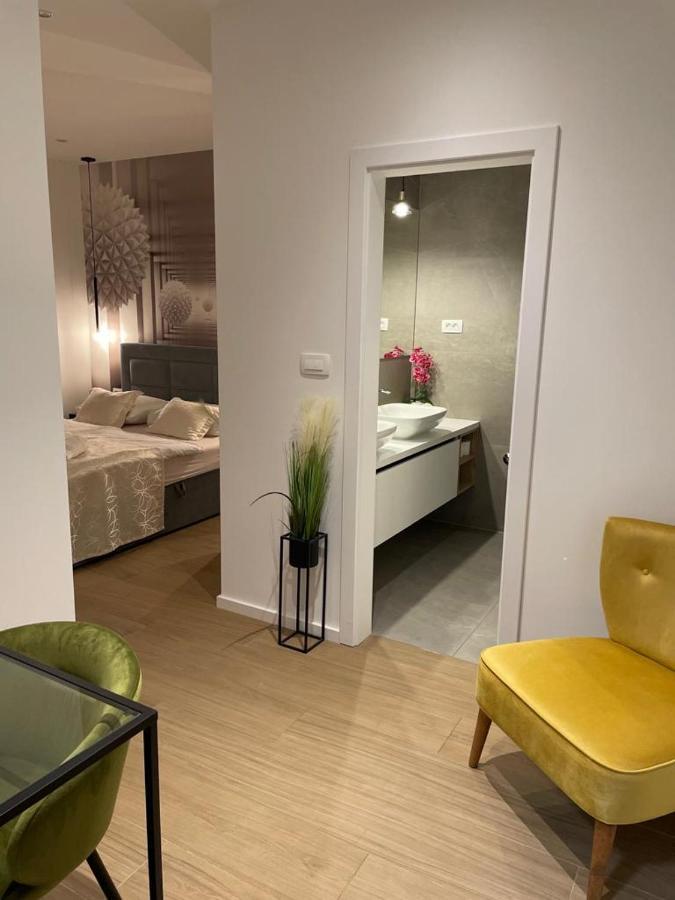 Holiday Apartments & Rooms Split Bagian luar foto
