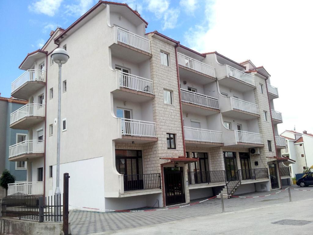 Holiday Apartments & Rooms Split Bagian luar foto